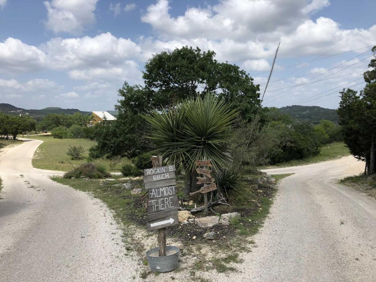 Rockin' B Ranch Love Shack Pipe Creek Exterior foto