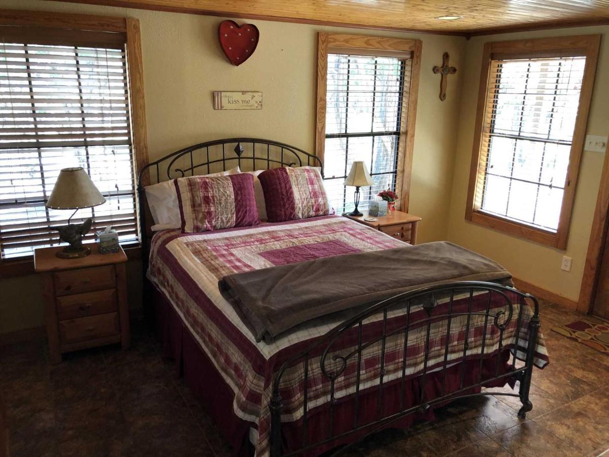 Rockin' B Ranch Love Shack Pipe Creek Exterior foto